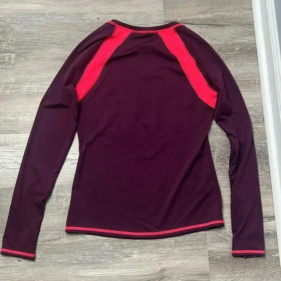 Women’s Athleta tenacity long sleeve thumb hole active shirt size Small - Picture 5 of 6